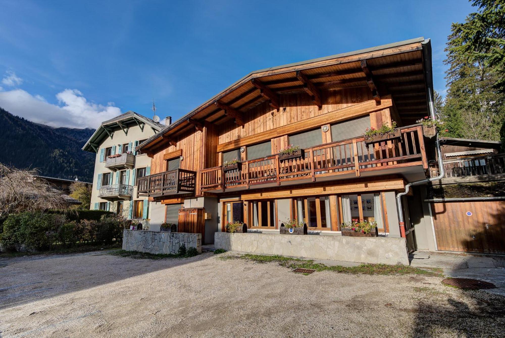 Apartment Biolay - Alpes Travel - Central Chamonix - Sleeps 6 Экстерьер фото