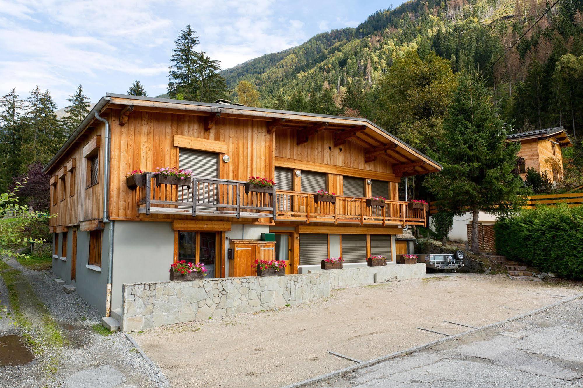 Apartment Biolay - Alpes Travel - Central Chamonix - Sleeps 6 Экстерьер фото