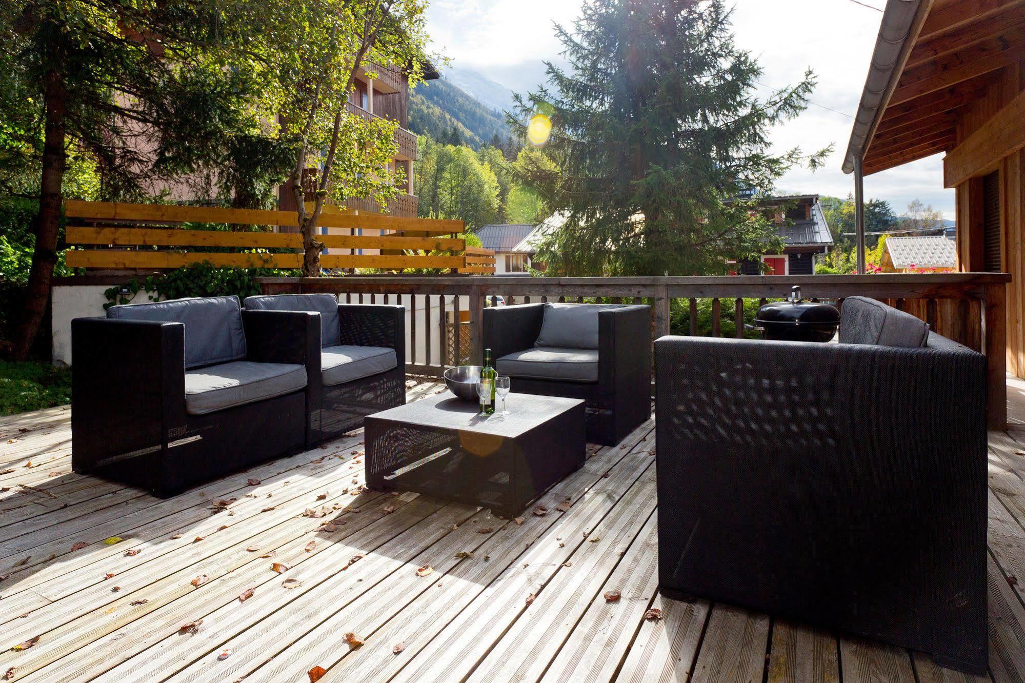 Apartment Biolay - Alpes Travel - Central Chamonix - Sleeps 6 Экстерьер фото